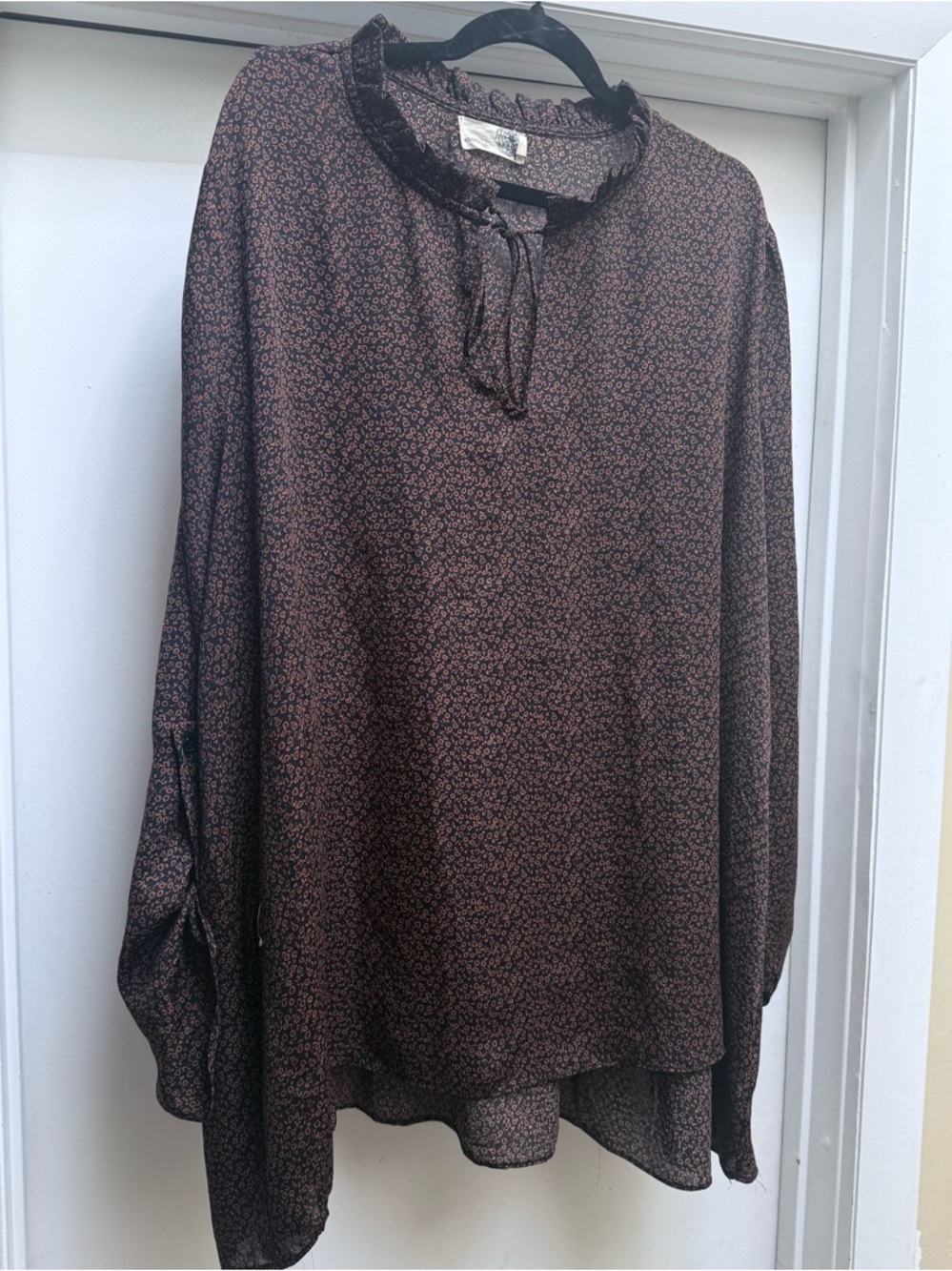 Everleigh Brown Floral Tie-Neck Blouse